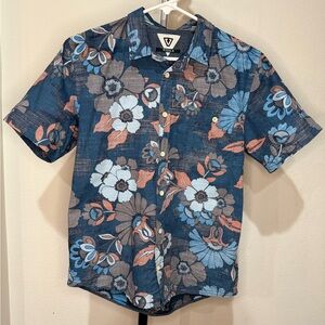 VISSLA Blue and Coral Floral Aloha Shirt- Youth XL